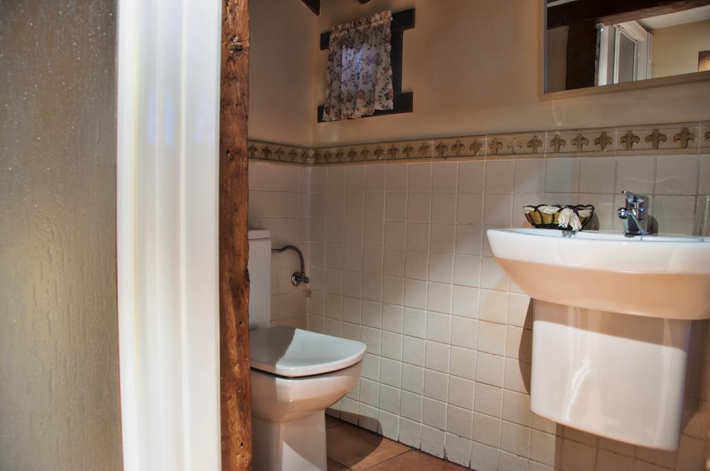 Hostal Alfonso XII Toledo Esterno foto