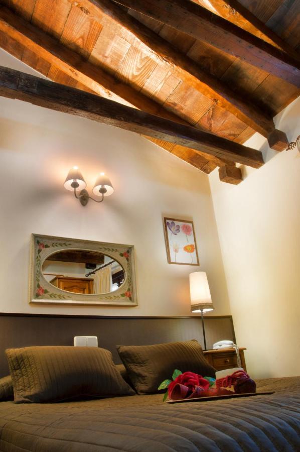 Hostal Alfonso XII Toledo Esterno foto