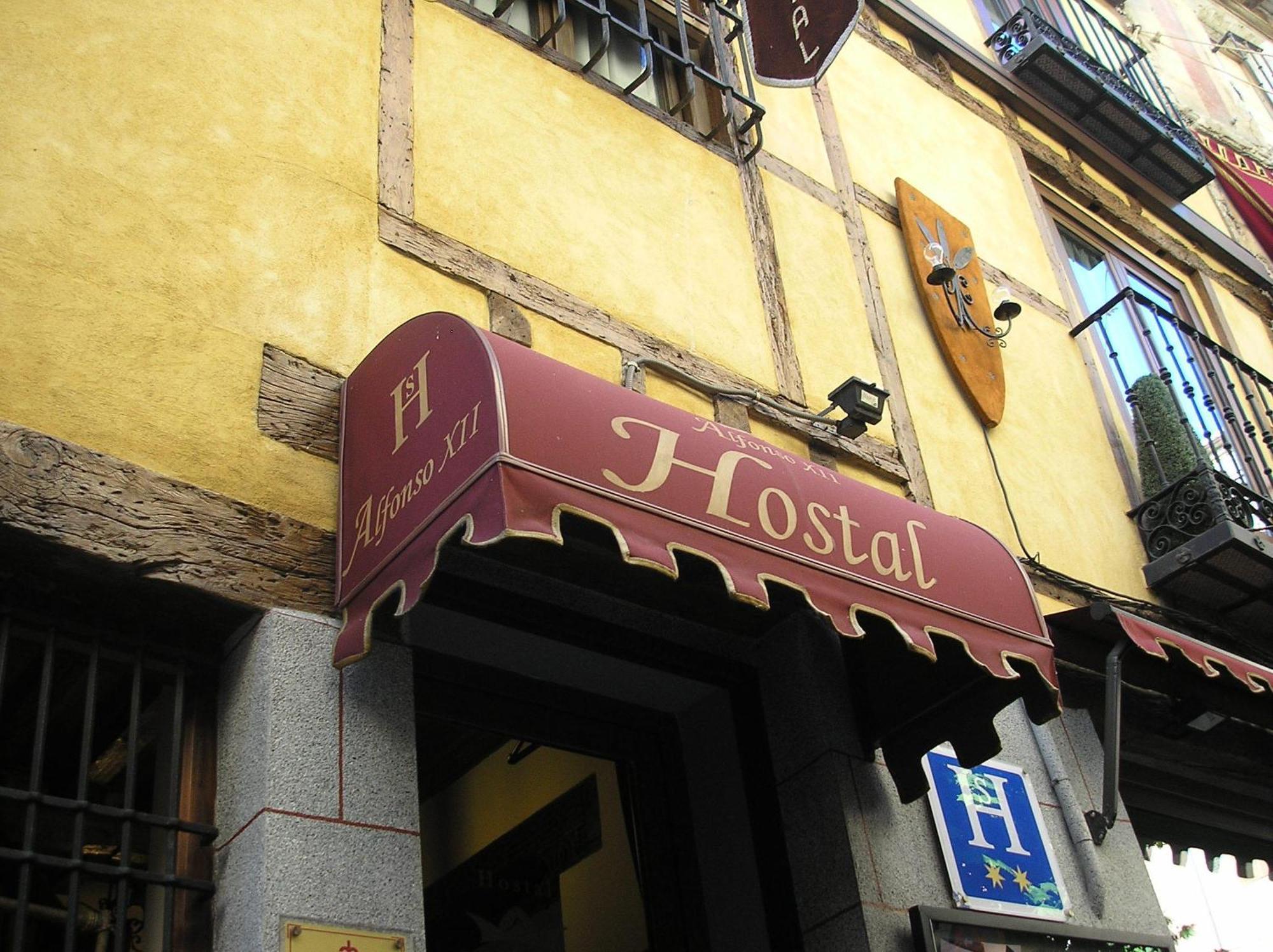 Hostal Alfonso XII Toledo Esterno foto